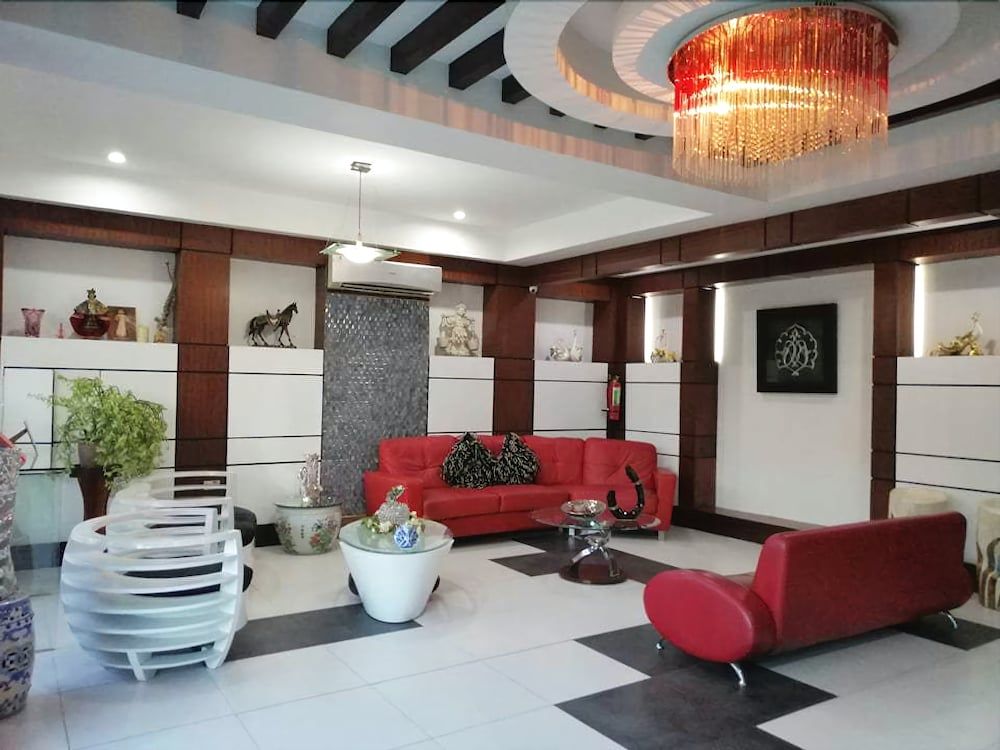 Ey Miners Suites Navarro 2