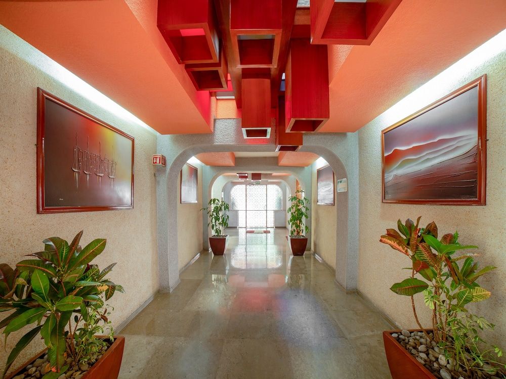 OYO Hotel Antas 2