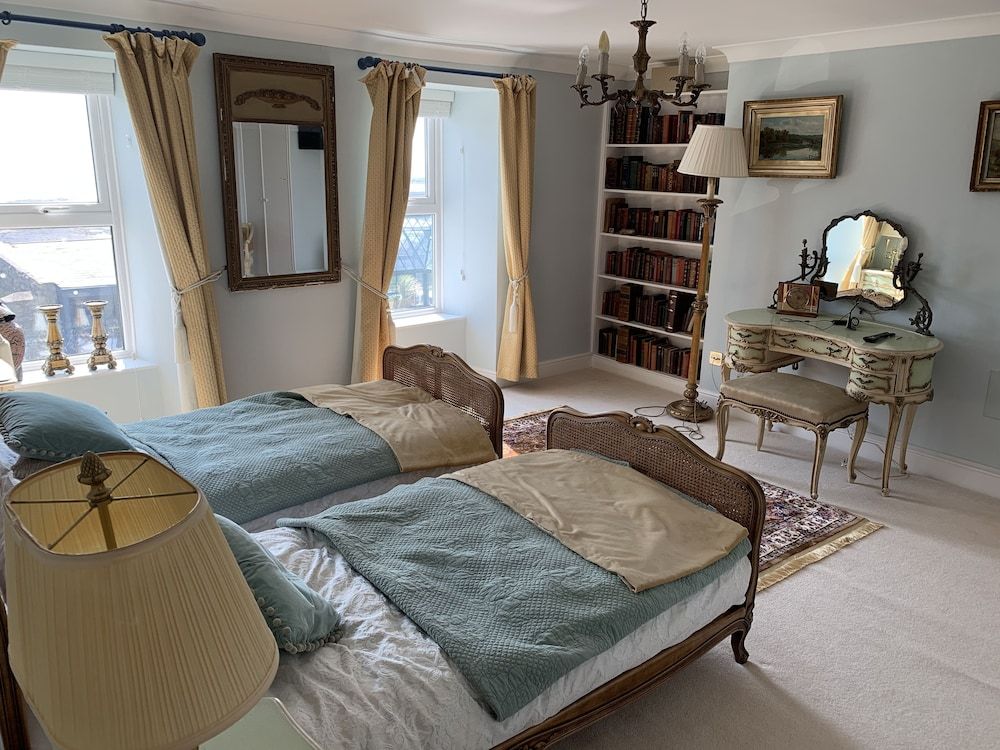 Knock Rushen House 3