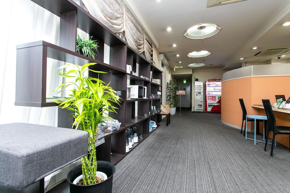 OYO Hotel Arflex Tokuyamaekimae Shunan Miyuki-dori 2