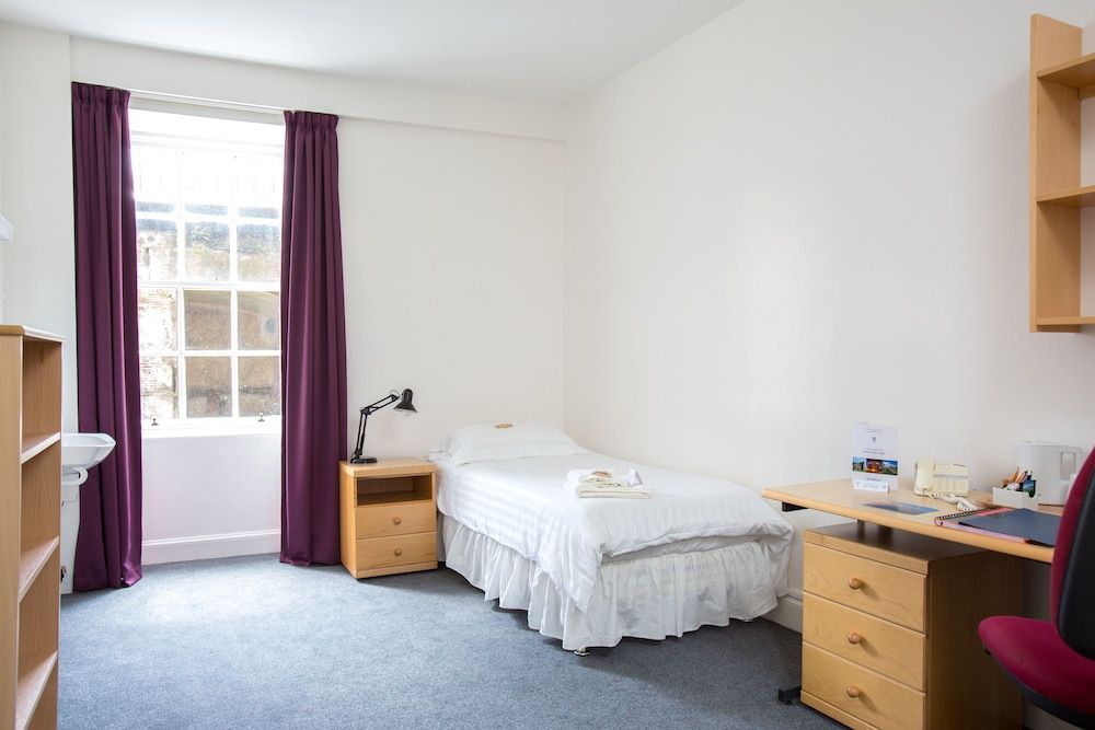 McIntosh Hall - Campus Accommodation 2