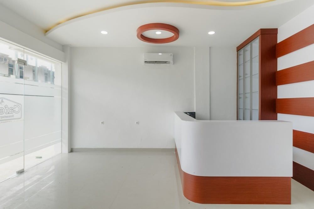 RedDoorz near Mall SKA Pekanbaru 2