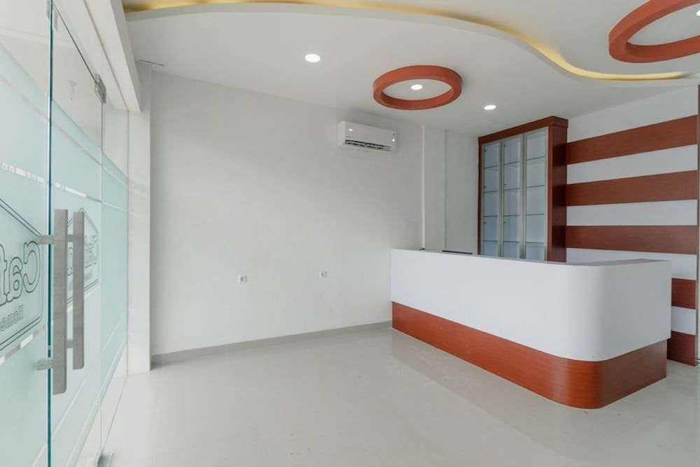 RedDoorz near Mall SKA Pekanbaru 3
