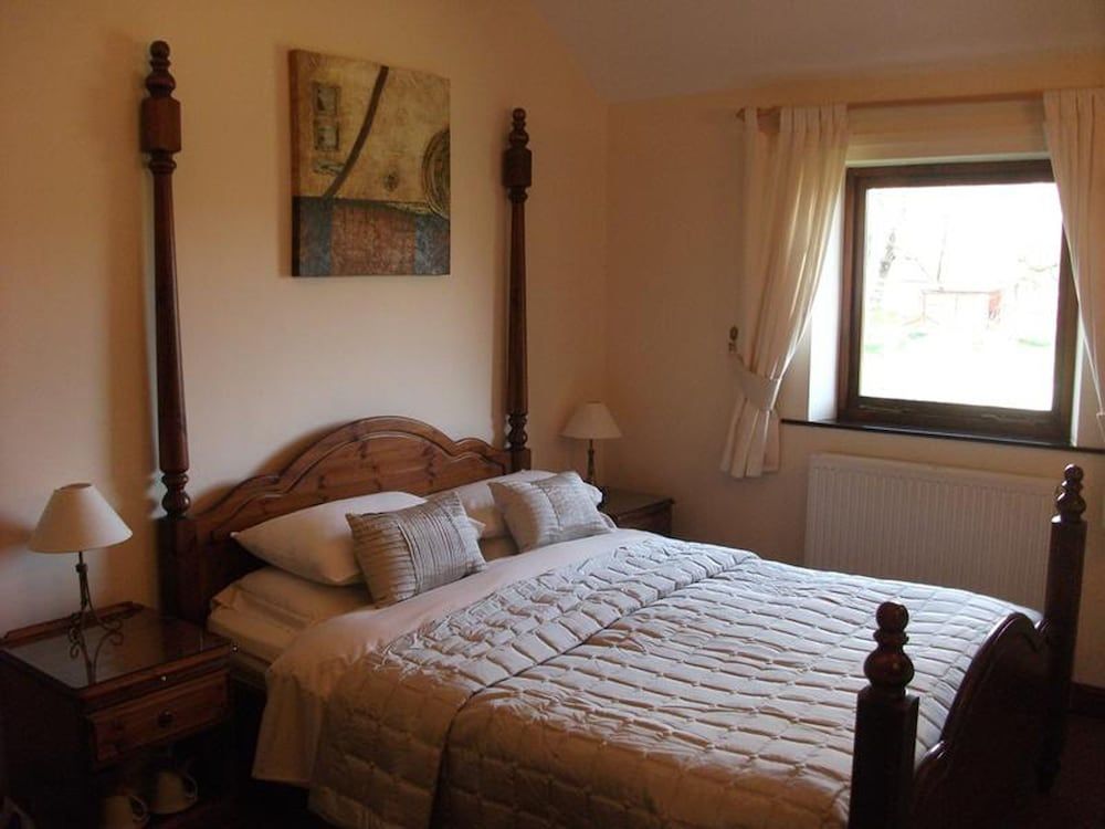 Ye Olde Bowling Green 3