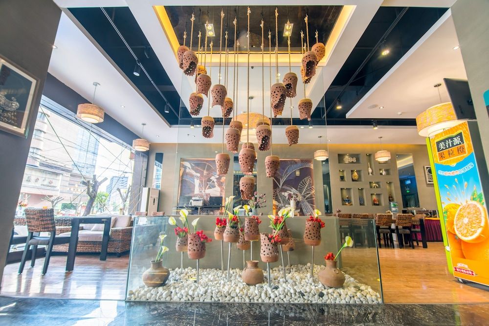 Badi Hotel Int'l Exhibition Center 2