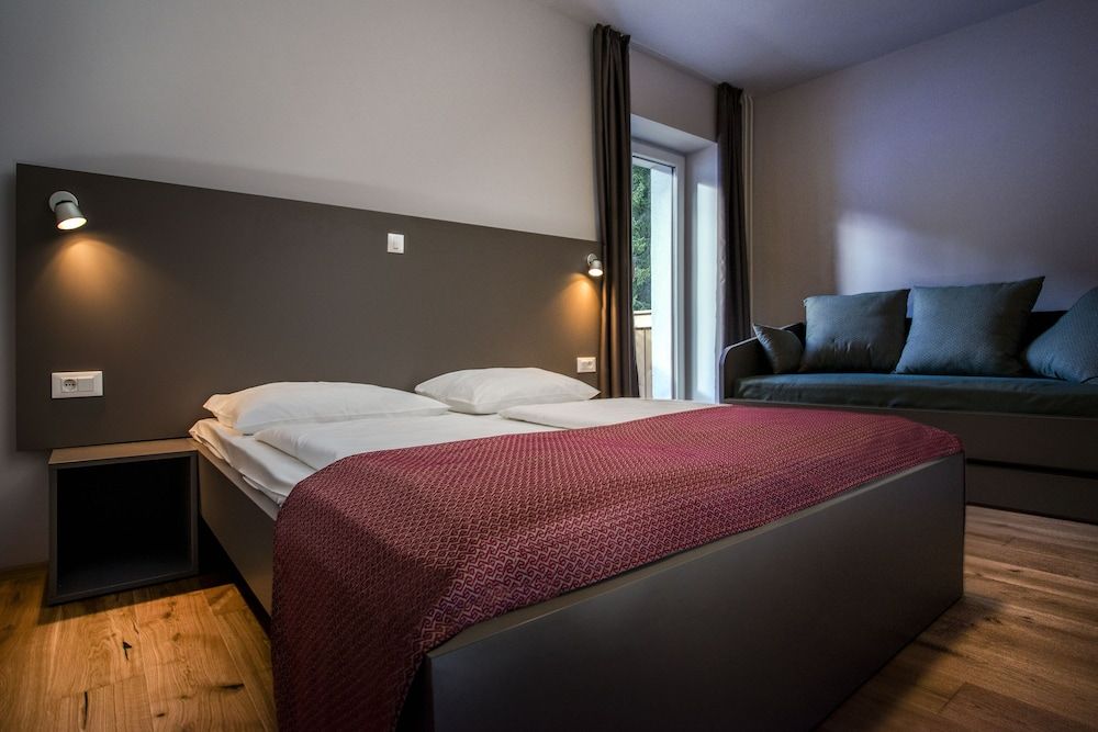 SPORT HOTEL POKLJUKA 3