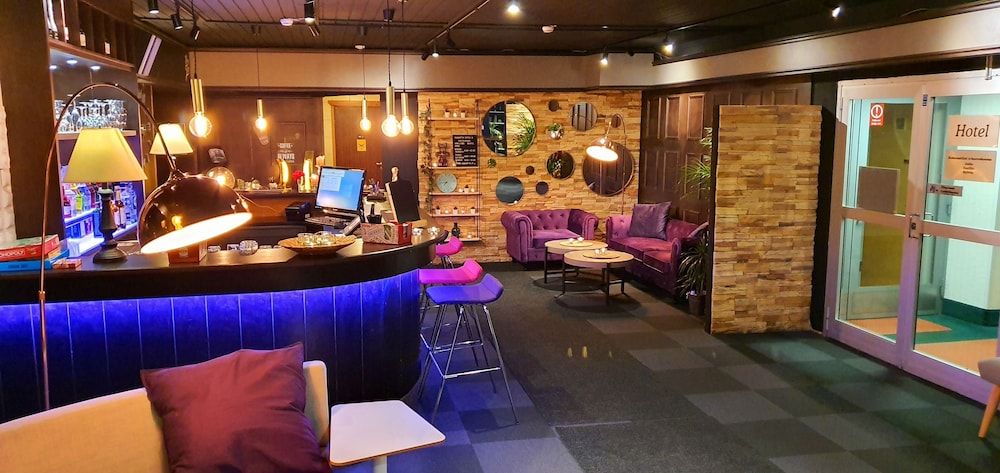 Samantta Hotel & Restaurant 2