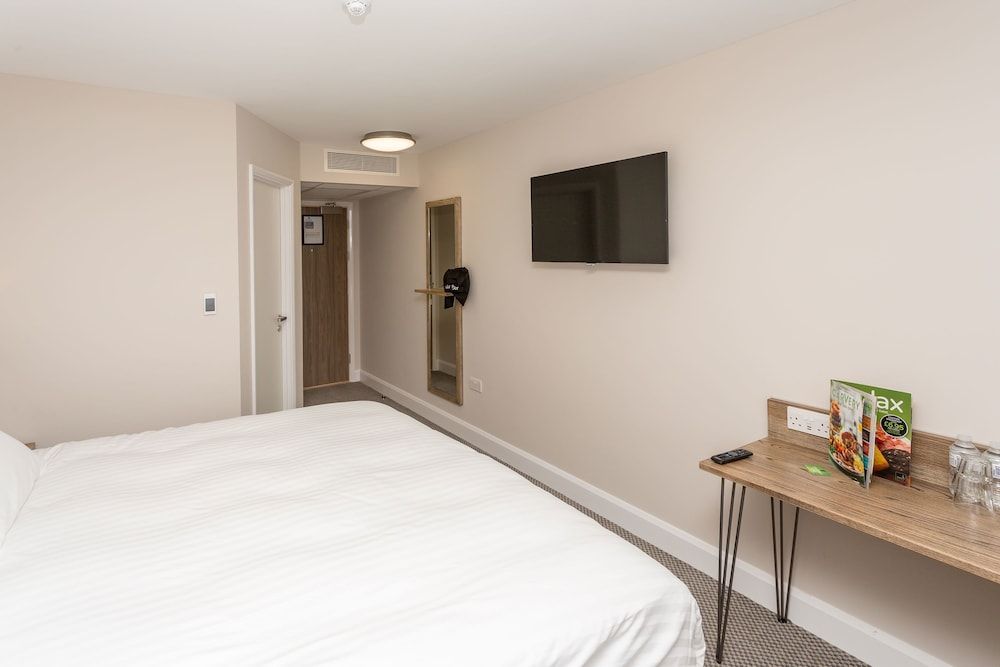 Smugglers Cove by Marston's Inns 3