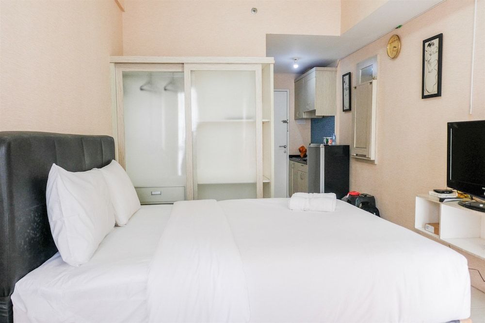 Simply Studio Room Tamansari Skylounge Apartment 1