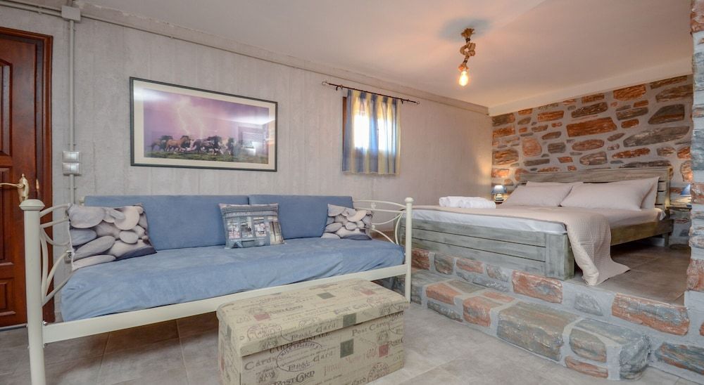 Theonis Villas 3