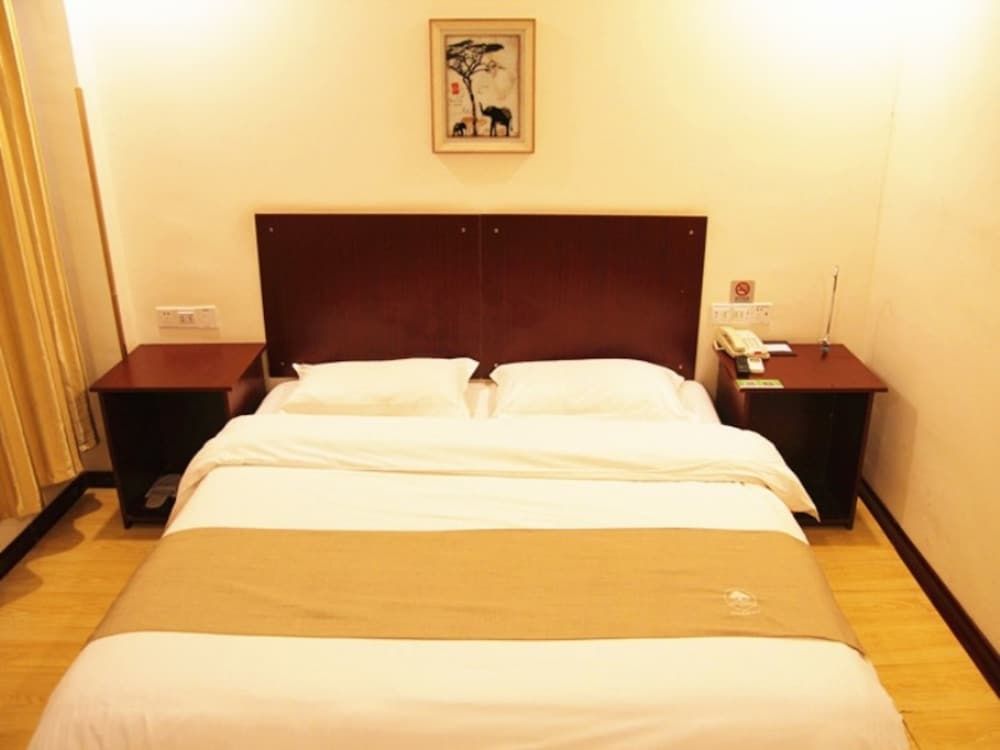 GreenTree Alliance Jinan Licheng Town Yaohua Road Yaoqiang Airport Hotel 3