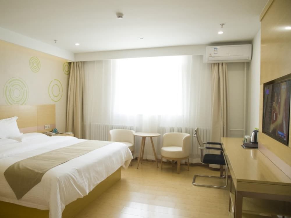 GreenTree Inn Jinan Yaoqiang Airport Airport Road Business Hotel