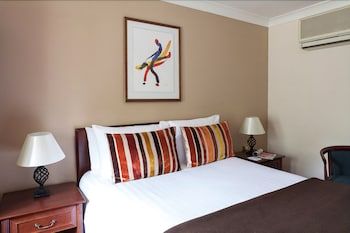 Ellington Lodge at The Concorde 3