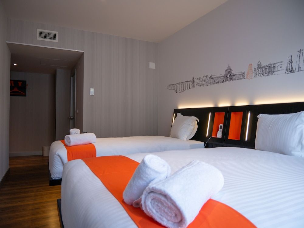 easyHotel Milton Keynes 3