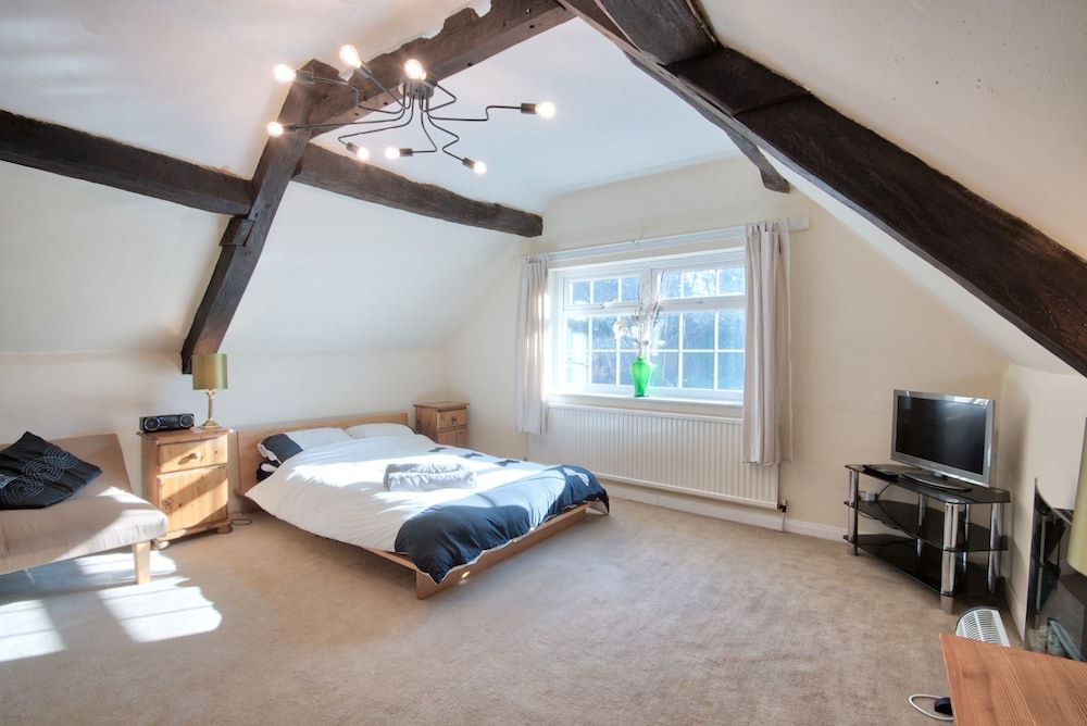 17th-century One-bed Studio