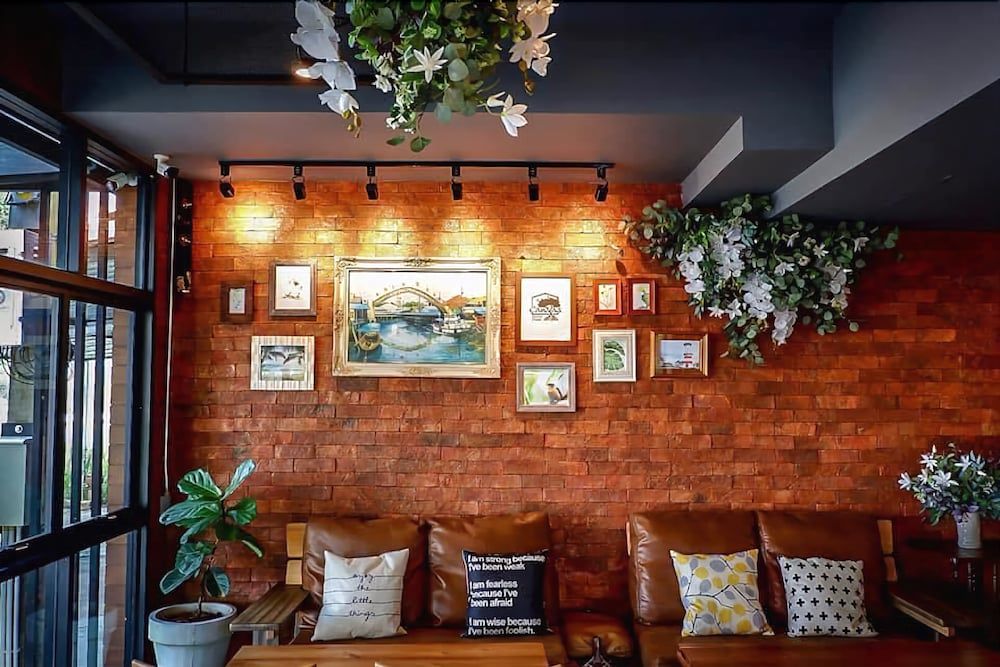 Canvas Family Home 1