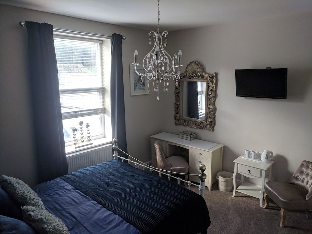 Lion House Bed and Breakfast 2