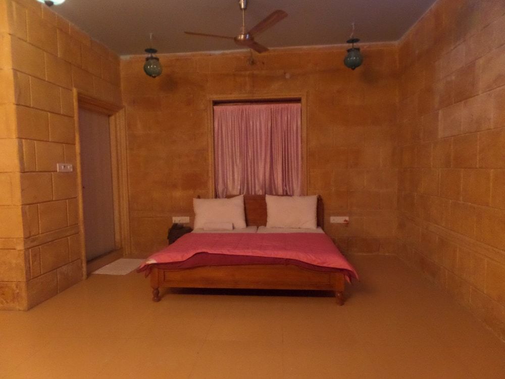 Abu Safari Jaisalmer 2