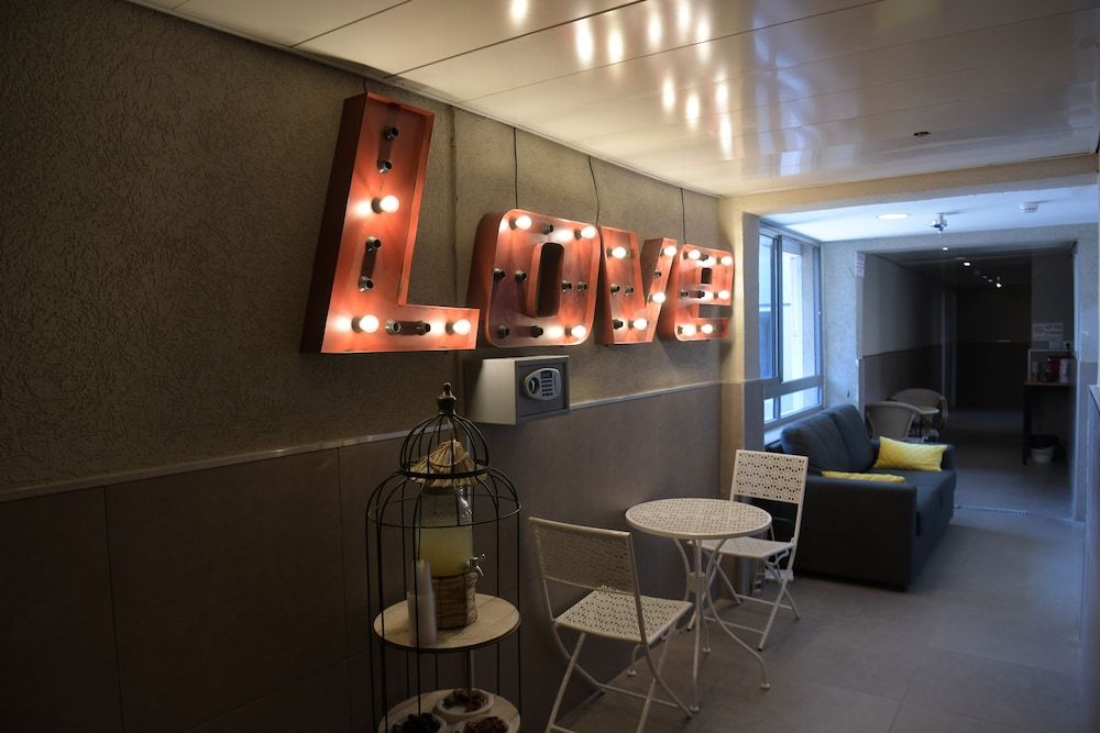 Amdar Hotel & Hostel 2