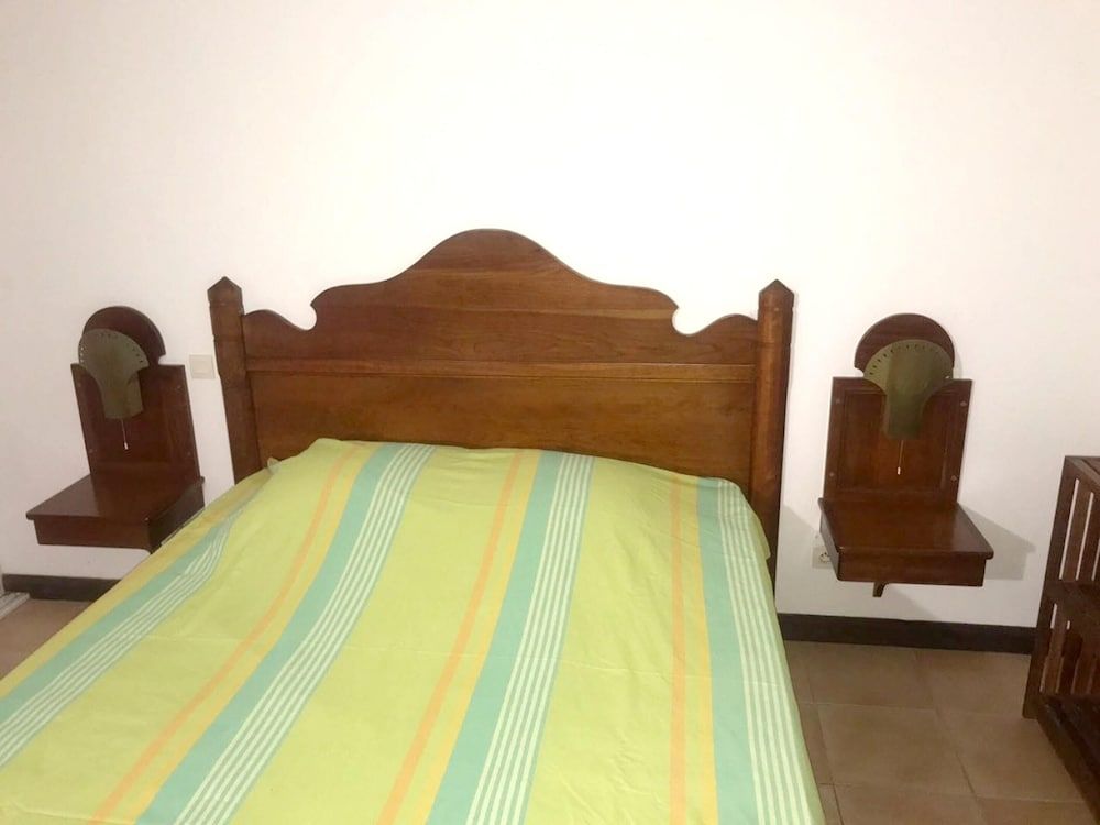 Studio in Sainte-anne, With Enclosed Garden and Wifi - 100 m From the Beach