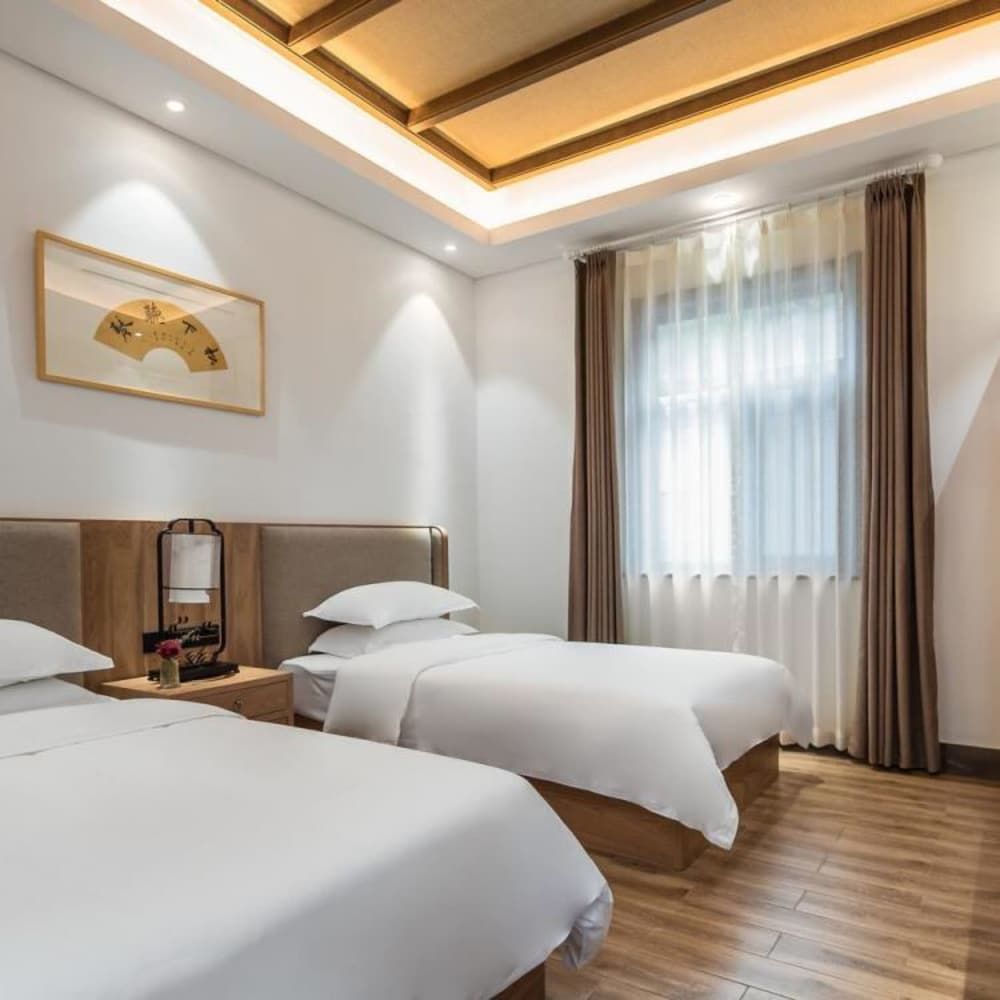 Floral Hotel Taishan Plum Garden 3