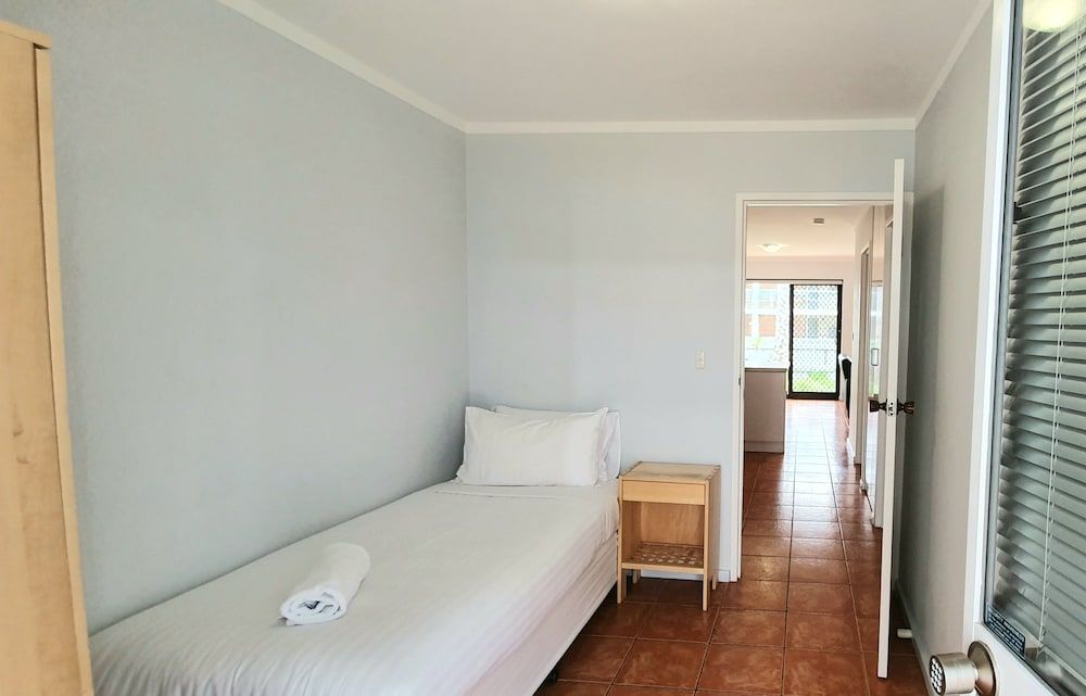 West Beach Lagoon 204 - Ground floor 3