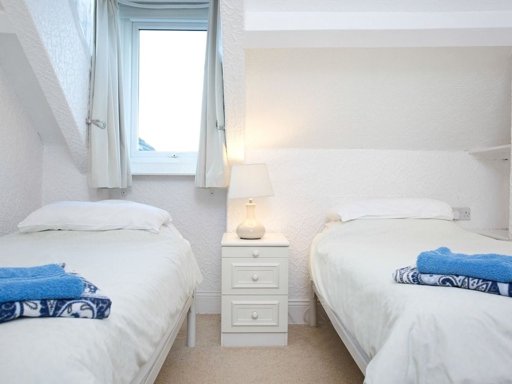 Seafront Apartments 2