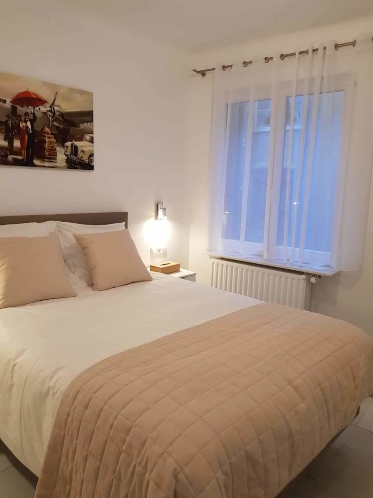 SHS Suite Home Sweet City 24 3