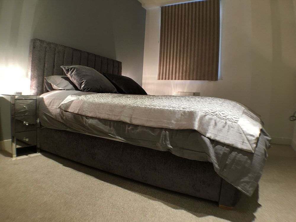 Victoria Street Apartments 2