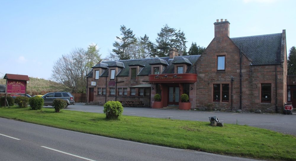 Ord Arms Hotel 2 estrelas em Muir of Ord