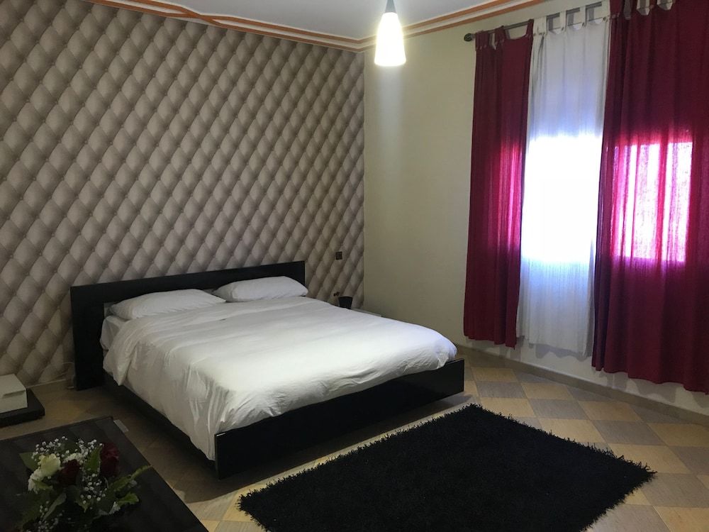 Aparthotel & Hotel Doha 2