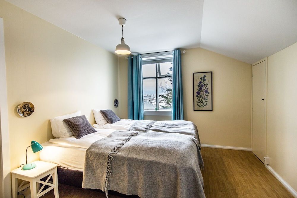 Guesthouse Englendingavík 3