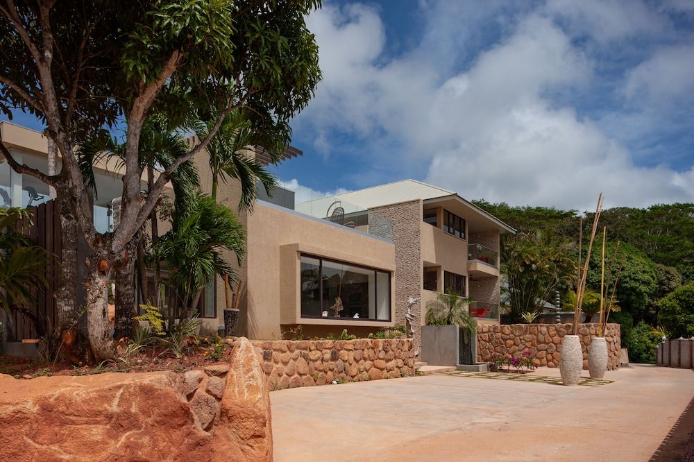 Le Duc Hillside Villas 1