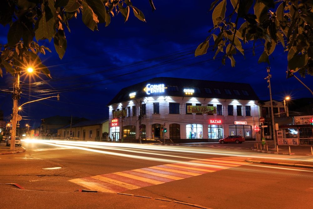 CORNER CENTER RENTAL 3 estrelas em Buzău
