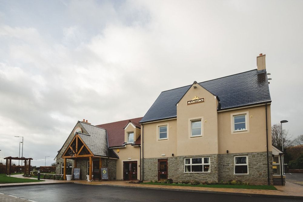 Queen Of The Loch by Marston's Inns