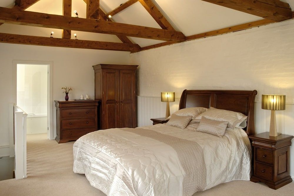 The White Horse Inn 3