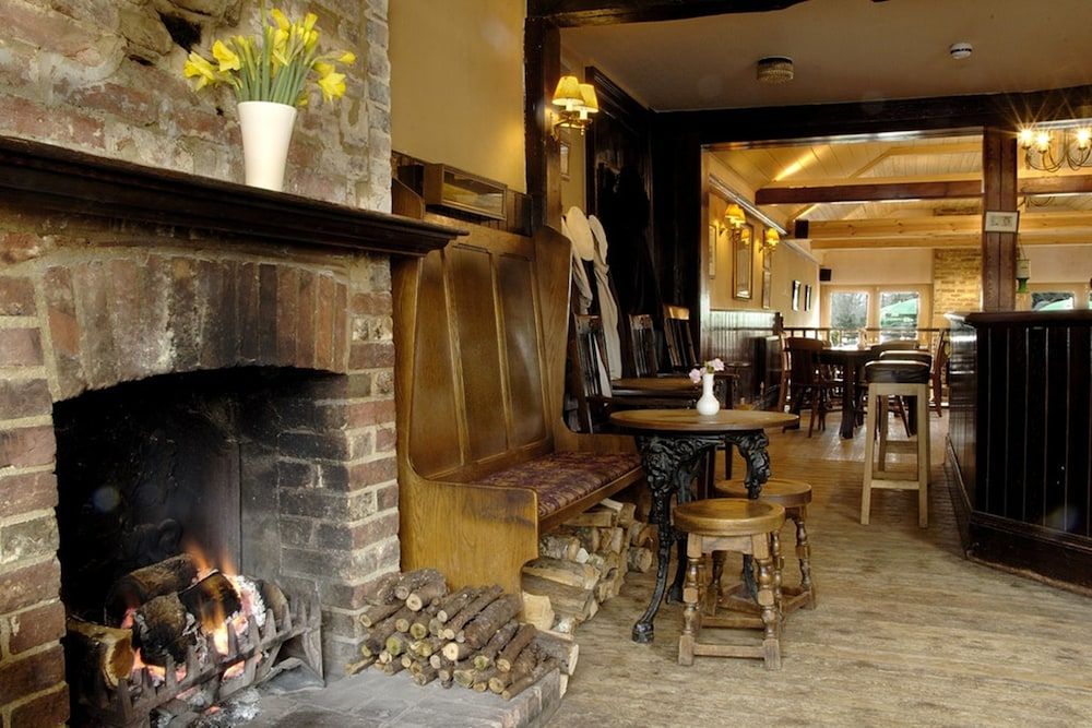 The White Horse Inn 2