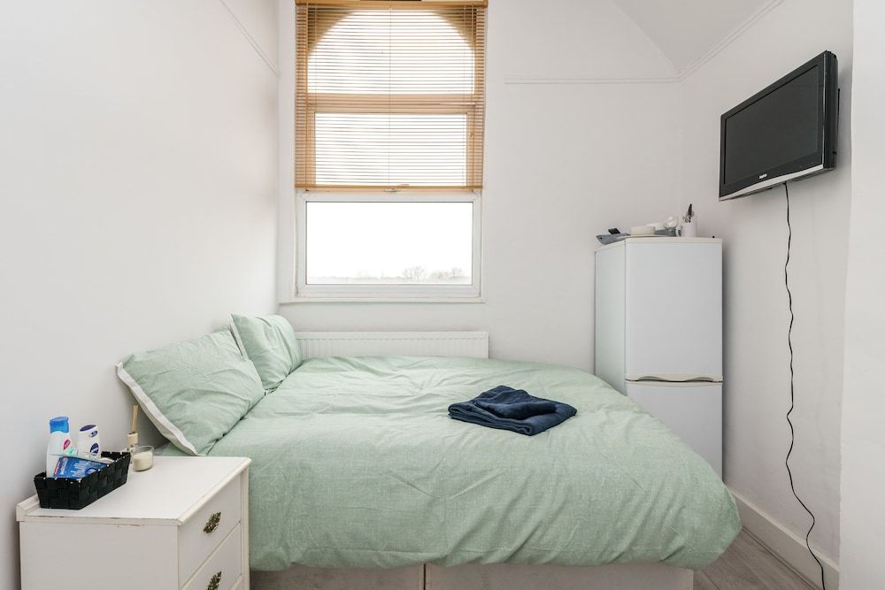 Wandsworth Suites London 3