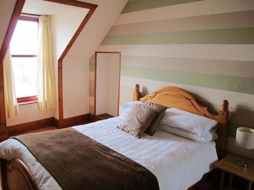 House by the Harbour - Nc500 Route 3