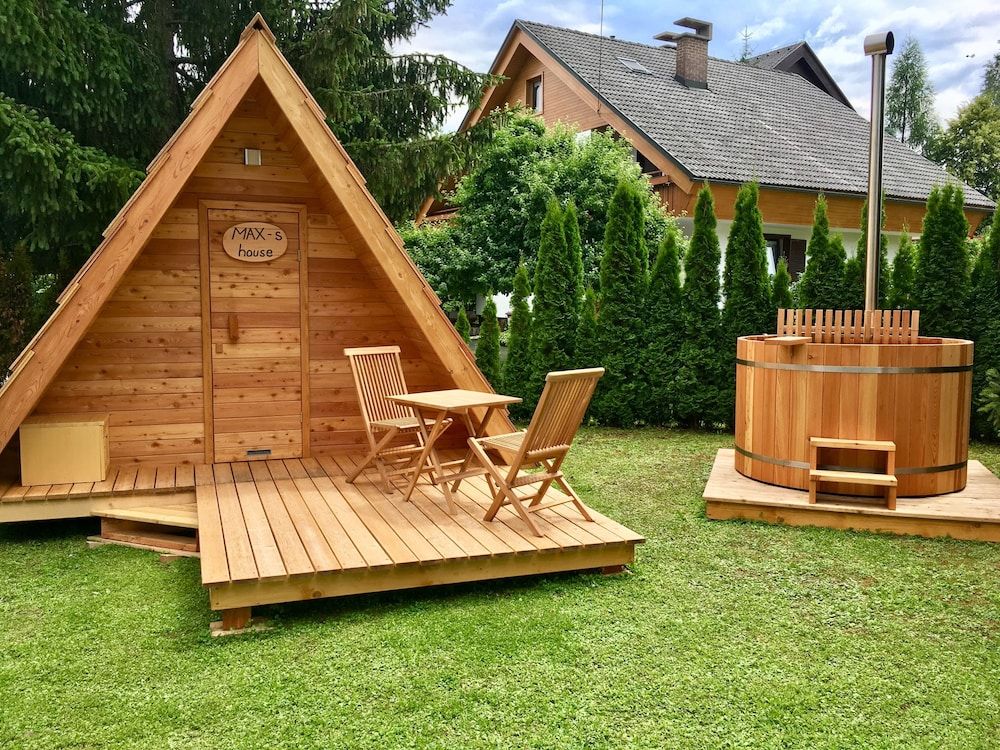 J-Max apartments and glamping houses