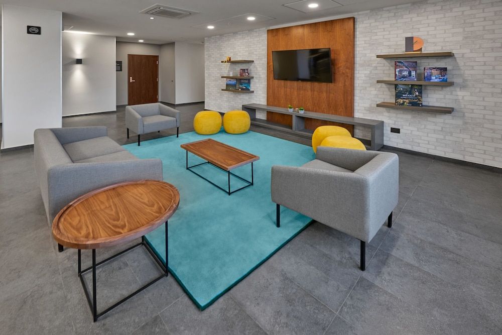 City Express Plus By Marriott Ensenada 2