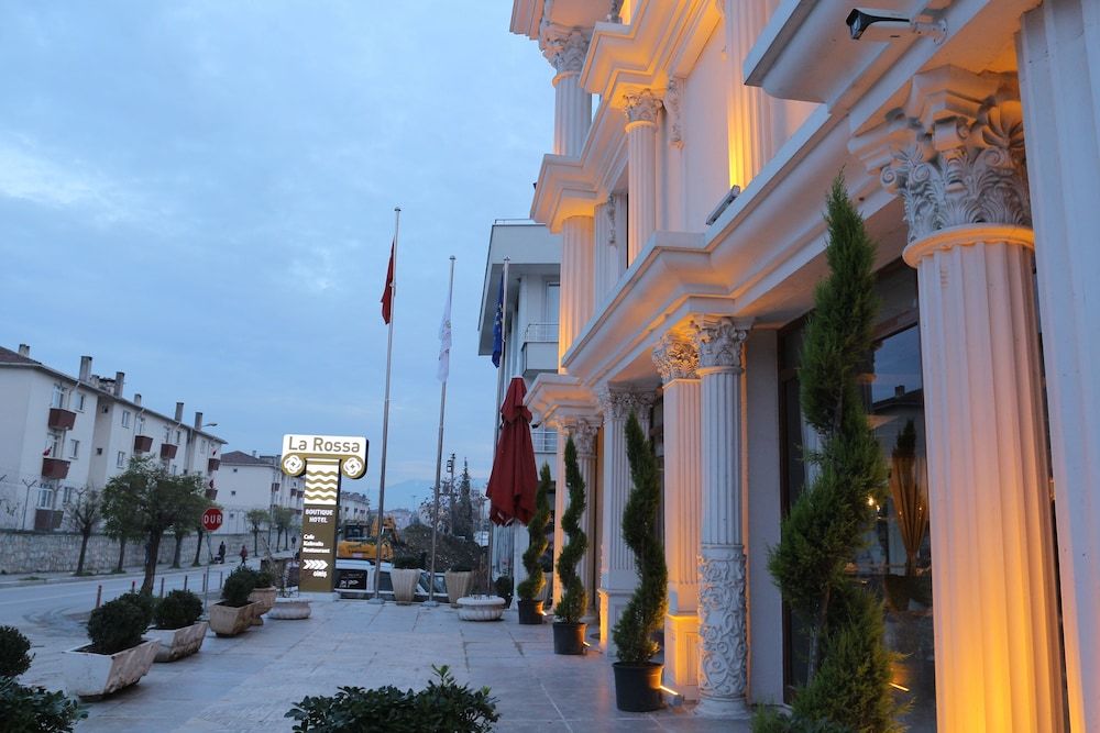 La Rossa Boutique Hotel