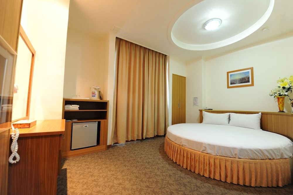 Raise Hotel Taichung 2