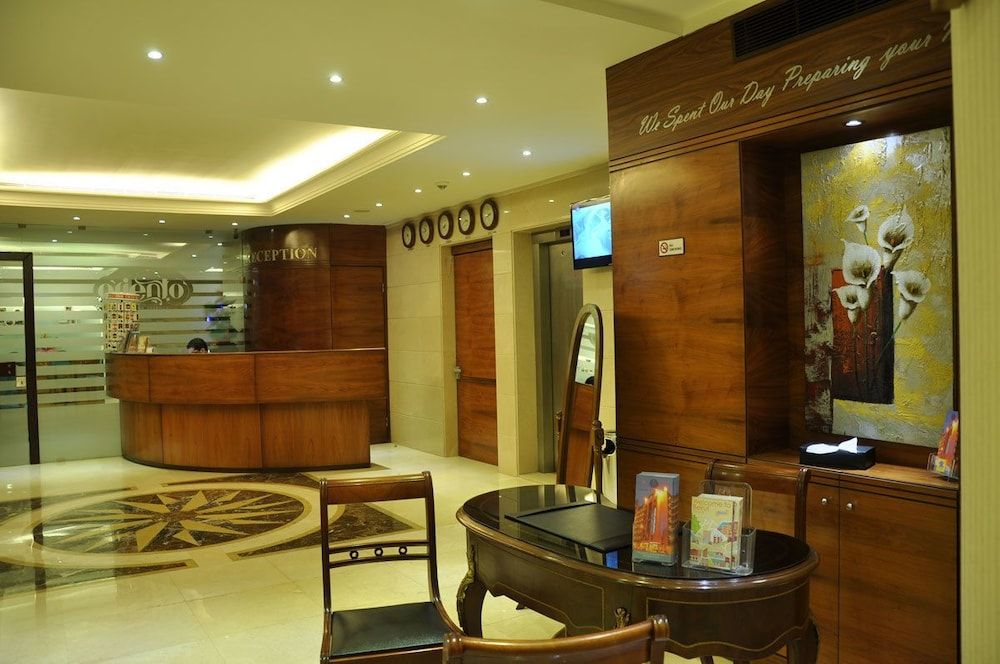 Ceasars Park Hotel 2