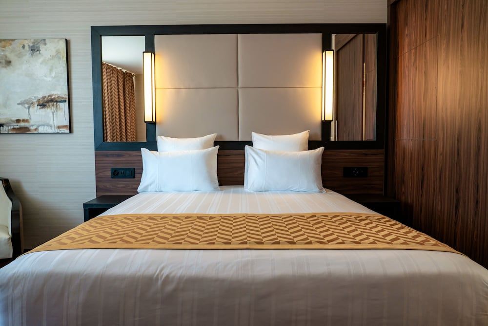 Nash Suites Airport Hotel 2