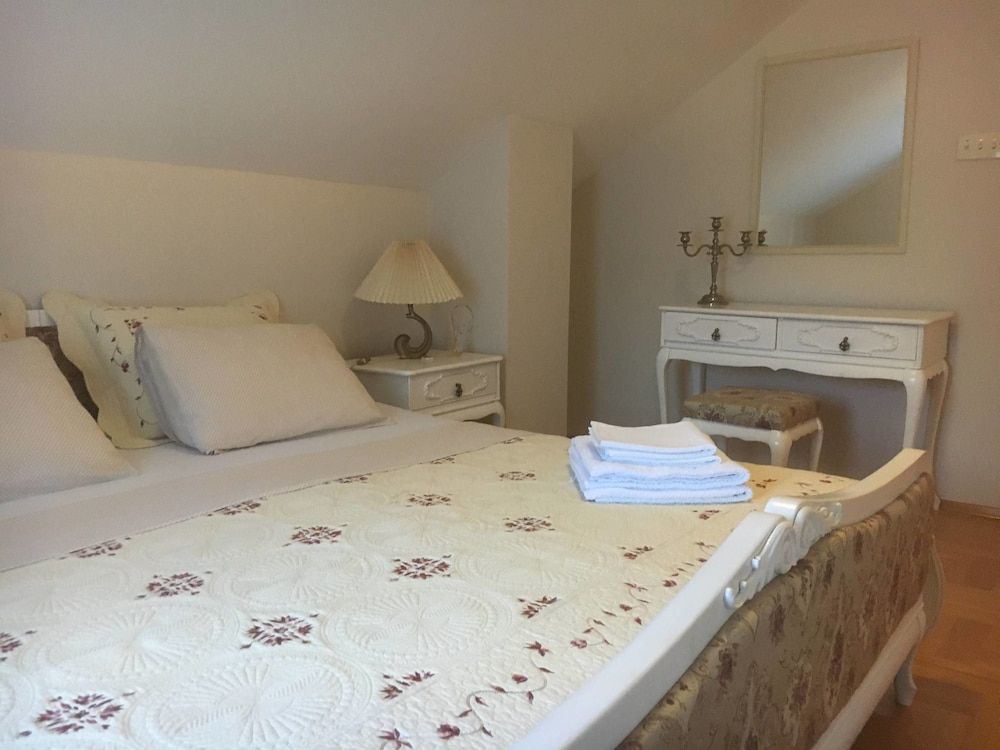 Kairos Rooms 2