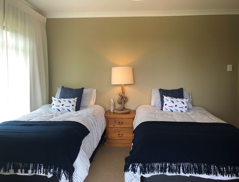 Kinloch Lakeview Lodge - Taupo 3