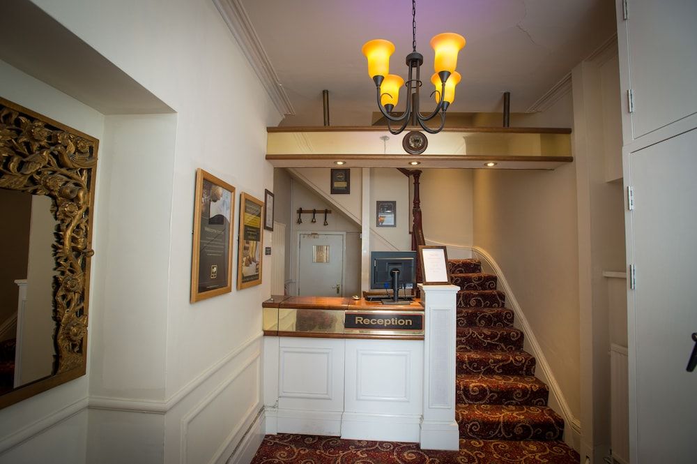 Old Colonial by Marston's Inns 2