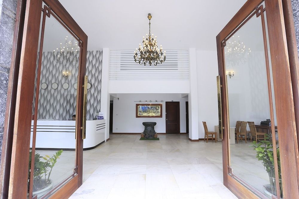 Venus Hotel - Massage & Sky Bar 2