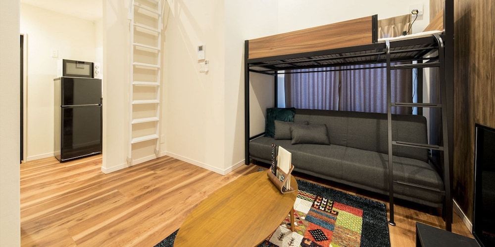 TRIP POD YOSHIZUKA D